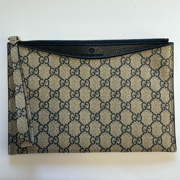 Gucci Wristlet/Clutch - Picture 1 of 5
